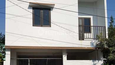 Rumah Elite di Kawasan Kutisari, Surabaya, LB 450m², Harga 4 Miliar