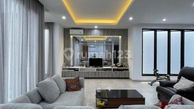 Dijual Rumah Menteng