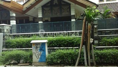 Disewakan Rumah Murah di Permata Hijau, Jakarta Selatan, LT 1000m²