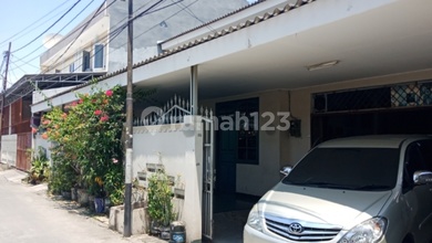 Jual Rumah Bagus Luas 266 m2 area Jelambar, Jakarta Barat