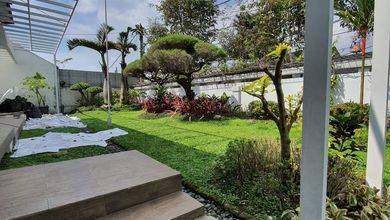 Jual Rumah 400 di Setra Sari, Bandung