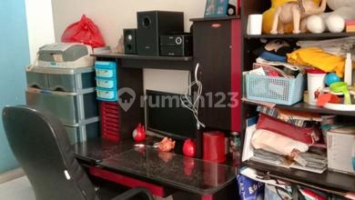 Rumah kartini, jalanan besar, rapih, siap huni Pusat kota