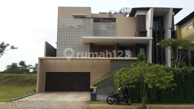 Rumah Elit LT 700 m2, di BSD De Park, Tangerang