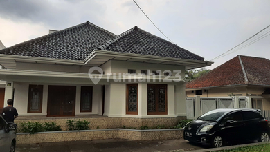Jual Rumah Bagus LT 1003 m2 di Bandung Kota, Bandung