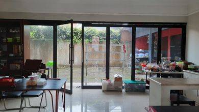 Rumah Eksklusif Luas 336 m2, area Riau, Bandung