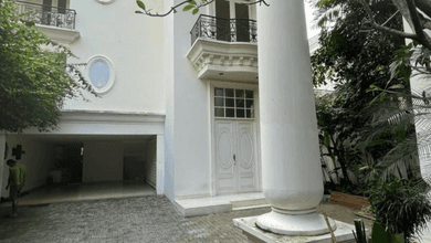Rumah Bagus di Jl Kemang Dalam - Kemang Indah