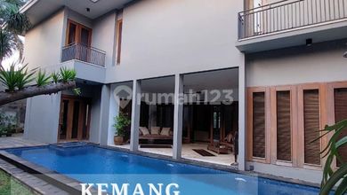 Hunian Elite di Kawasan Kemang, Jakarta Selatan, LB 570m², Harga 30 Miliar