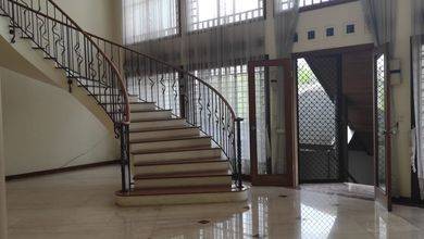 Rumah Minimalis area Cipaku, Bandung, Luas 585 m2