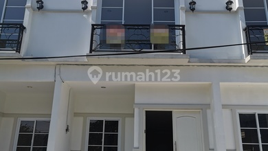 Rumah Elit Luas 67 m2, area Muara Karang, Jakarta Utara