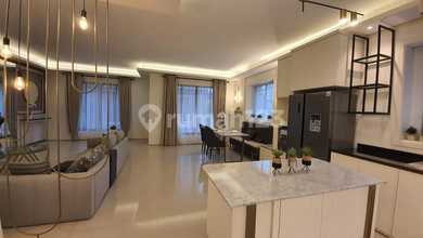 Rumah Modern di Bandung Utara, Bandung, Luas 250 m2
