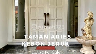 Rumah Mewah di Meruya, Jakarta Barat, 5 KT, LT 550m²