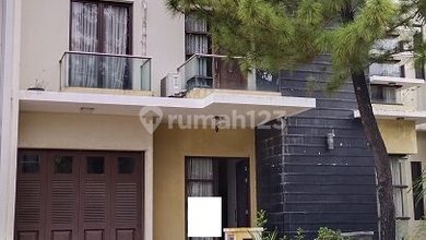 Penawaran Eksklusif, rumah Prestisius di Harapan Indah, Bekasi, LB 262m²