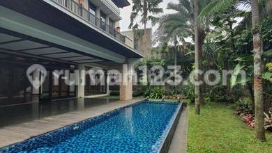 Hunian Mewah di Sayap Dago, Bandung, 5 KT, LT 1041m²