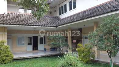 Penawaran Eksklusif, rumah Mewah di Sayap Dago, Bandung, LB 500m²