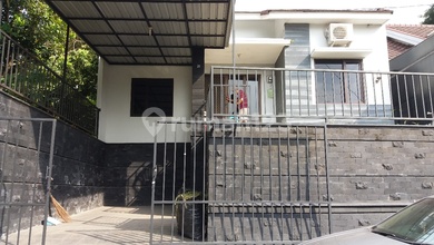 Rumah Mewah Semi Furnished Lokasi Strategis Kawasan Banyumanik