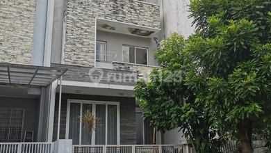 Jual Segera Rumah Elit di Pantai Indah Kapuk, Jakarta Utara, LT 88 m2