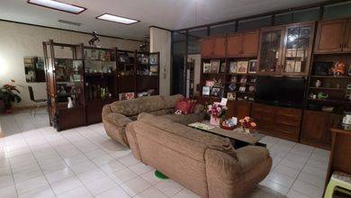 Jual Cepat Rumah Mewah area Kiaracondong, Bandung, Luas 251 m2