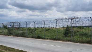 Jual Tanah Kawasan Komplek Teluk Naga Pemandangan Danau dan Taman