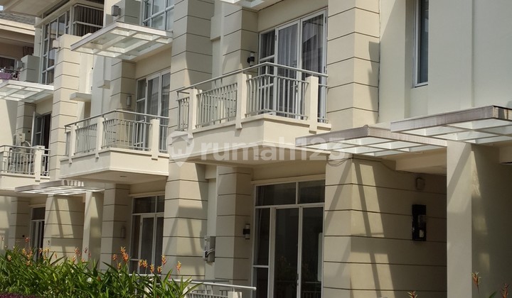 Rumah 3 Lantai full furnish 2