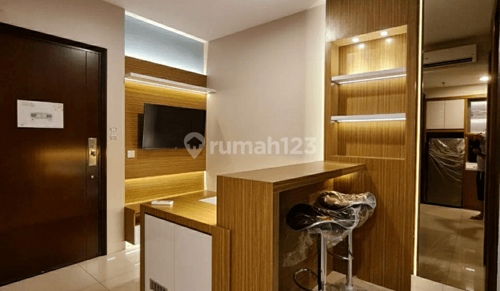 Apartemen The Kensington Royal Suites Studio 1