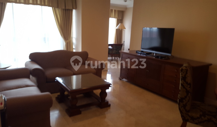 istana sahid apartemen 2+1br lux  jarang ada 1