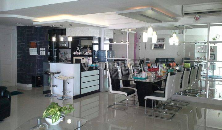 Apartemen Taman Anggrek 3+1 BR Tower 8 Jakarta Barat 2