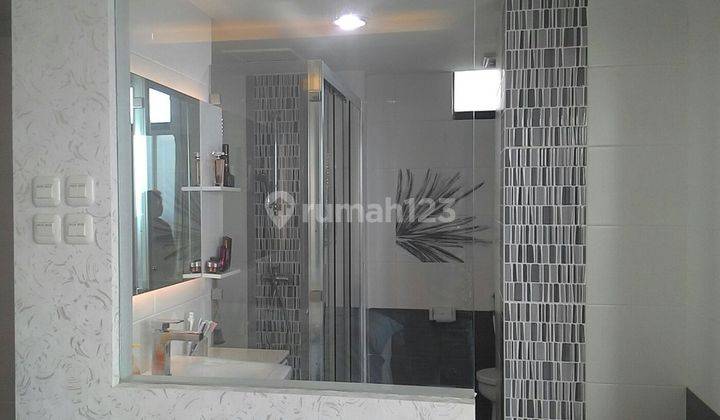 Apartemen Taman Anggrek 3+1 BR Tower 8 Jakarta Barat 1