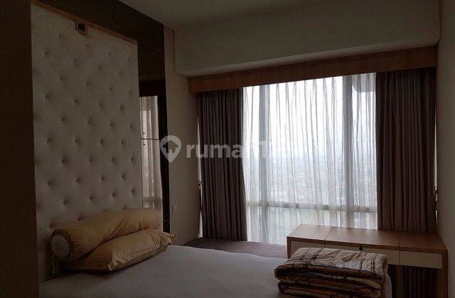 Apartemen Full Furnished 3 BR di Kemang Village 2