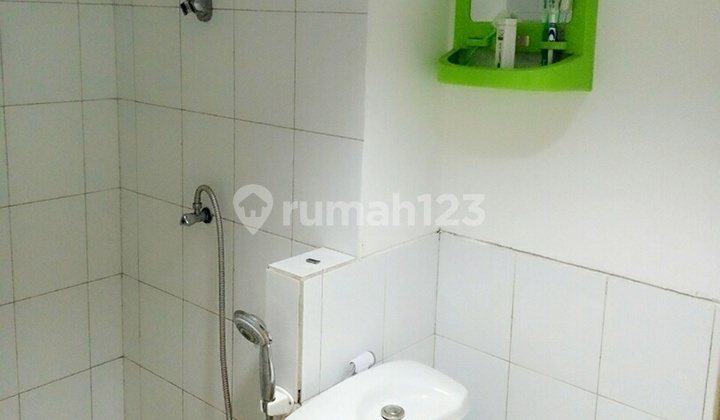 Type Studio, Semi Furnished, view kolam renang 2