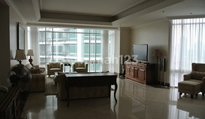 Spacious Apartment - Four Seasons 2