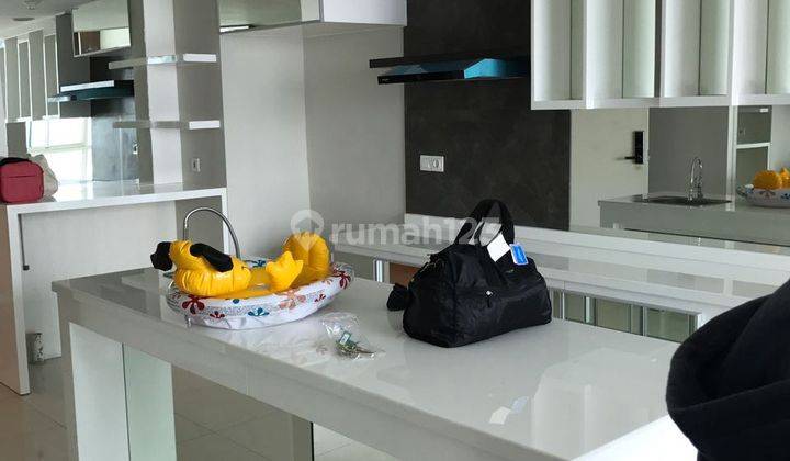 FURNISHED! Apart 2BR MEWAH di The Via Vue Citraland FREE PARKING Rp200jt/thn 1