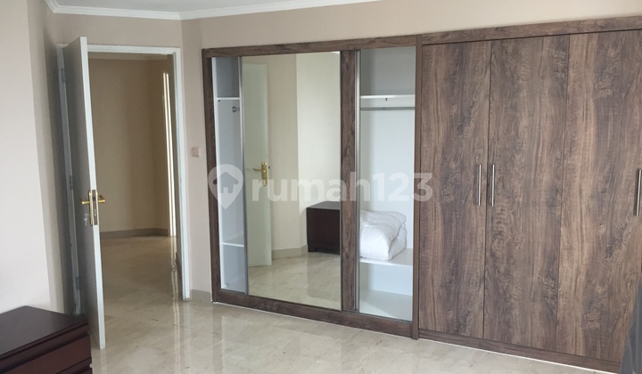 Golfhill - Pondok Indah Golfhill - Pondok Indah