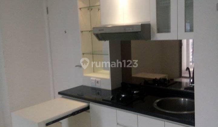 Bassura City 3 BR, Hoek, tower Flamboyan, lantai 9,  Furnished.. 2