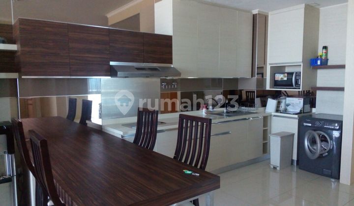 Elite Class Apartment The Vue at Ciputra World Surabaya 2