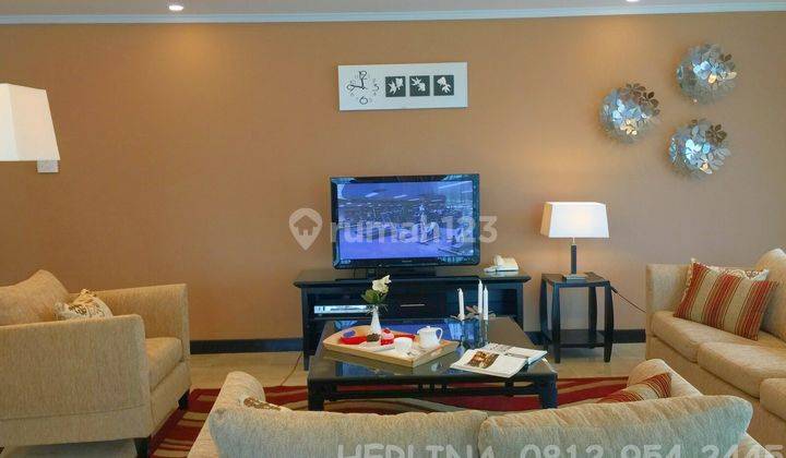 The most comfortable service apartment by Pondok Indah Golf 3BR 2