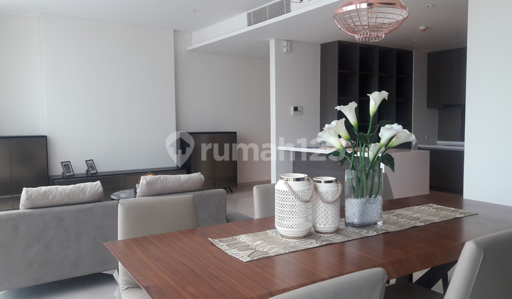 Apartemen Casa Domaine 3 Kamar Tidur Furnished Baru