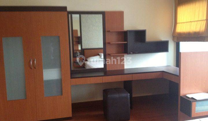 Apartemen Hampton Park 1 BR 2