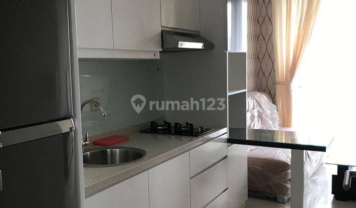 Apartemen Westmark 2 BR full furnished brand new, selangkah ke Taman Anggrek 1