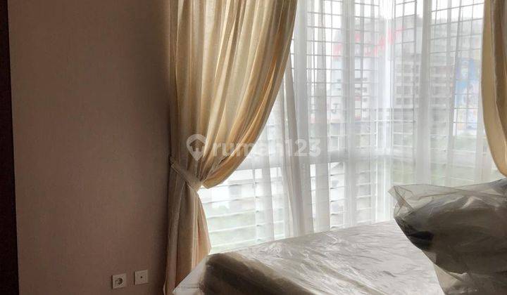 Apartemen Westmark 2 BR full furnished brand new, selangkah ke Taman Anggrek 2