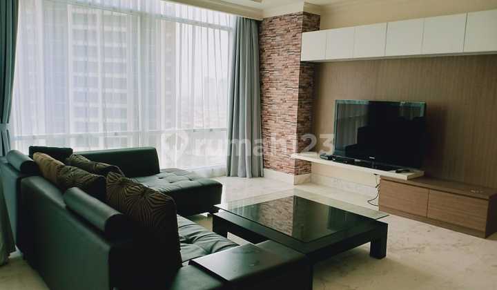 Botanica Apartment - Simprug Tower 1, 2BR, 16th floor unit F. Fully furnished (Yn).