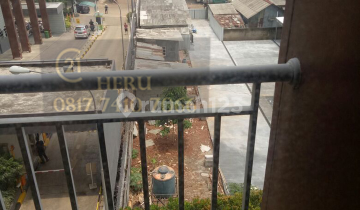 Affordable Serpong Green View Apartment|Ready Studio Unit|Furnished|2 Units with Connecting Door|Pool View|Serpong|BSD|Tangerang Affordable Serpong Green View Apartment|Ready Studio Unit|Furnished|2 Units with Connecting Door|Pool View|Serpong|BSD|Tangerang