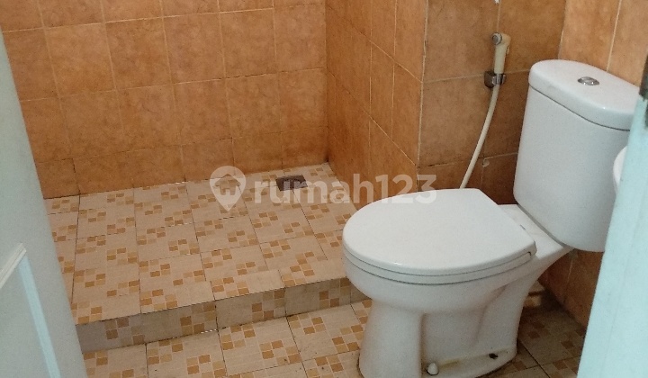 fullfurnish ,rapi bersih dan siap  tinggal bawa koper 2