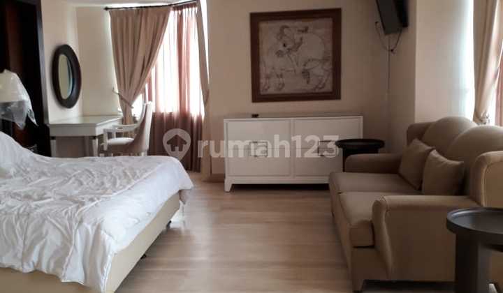 Semanggi Apartment 3 Bedrooms, 2 Floors Affordable Price Large Balcony Semanggi Apartment 3 Bedrooms, 2 Floors Affordable Price Large Balcony