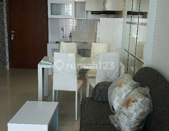 DISEWAKAN APARTMENT FULLY FURNISHED TYPE 2 BED, AKSES MUDAH DEKAT PINTU TOL 2