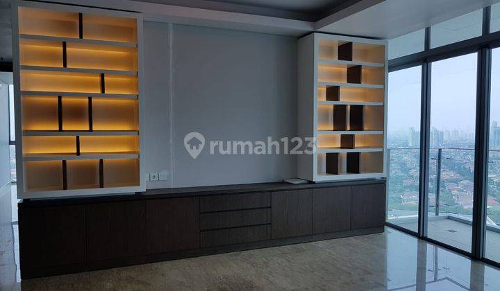 Apartemen Windsor Puri Indah, Lokasi sangat Strategis, Private Lift! 2