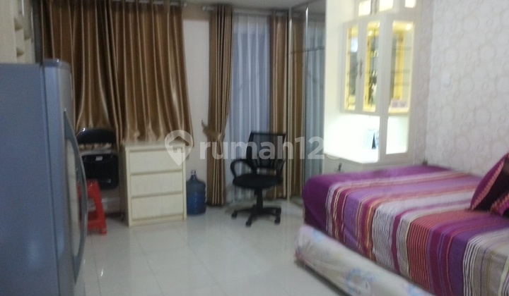 Royal Mediterania Garden minimalist ready-to-occupy apartment in West Jakarta 2
