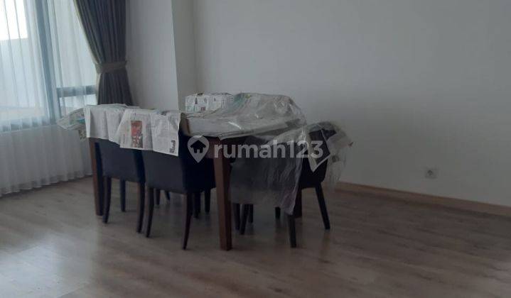 Dijual Apartemen St Moritz 4br, Semi Furnished Puri Indah, Jakarta Barat 2