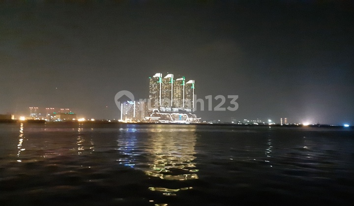 2 kamar Furnish View Pool Tower Flamboyan 1