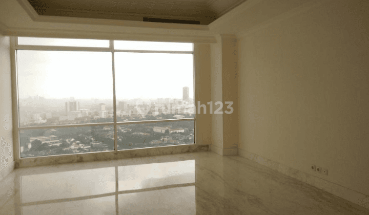 Jual Cepat Apartemen Botanica 3 BR Ukuran 225 M, Harga Bu  1