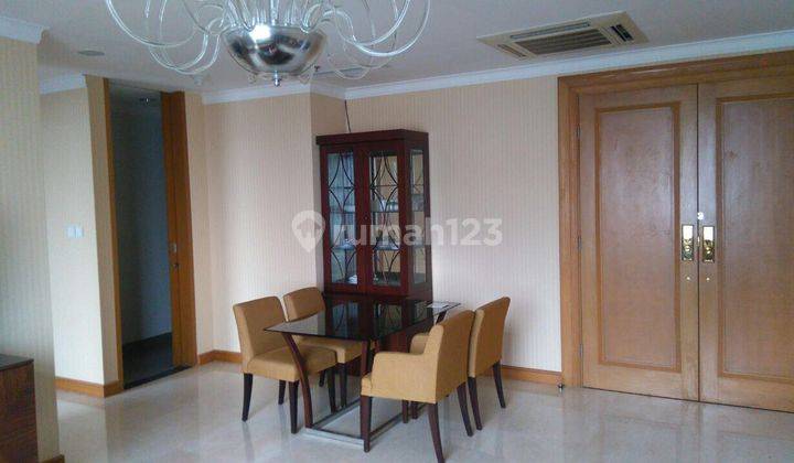 Apartemen Kempinski 2+1BR 2